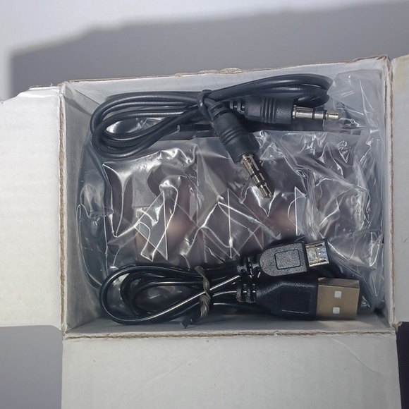 Lax-Max Bluetooth Speaker NWT - Picture 7 of 14